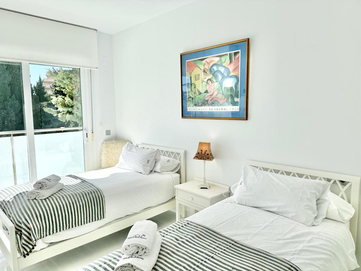 Center Of Marbella - Eaw Homes Bagian luar foto